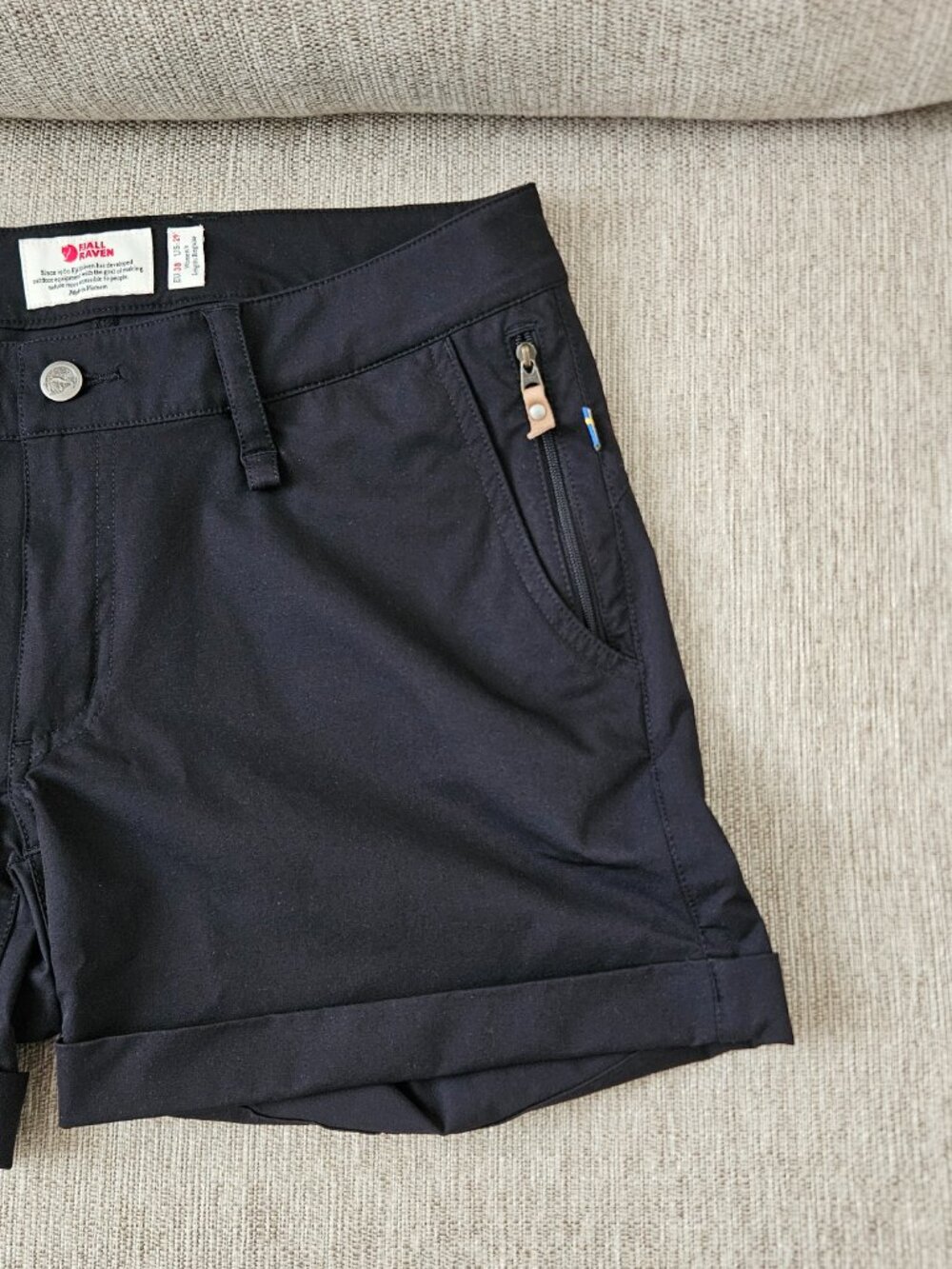Fjallraven Womens Hiking Shorts Size 29 Regular Length Black - Picture 3 of 12